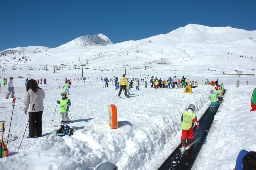 Explore Colorado's Ski Resorts: Your Ultimate Guide to Skiing Adventures