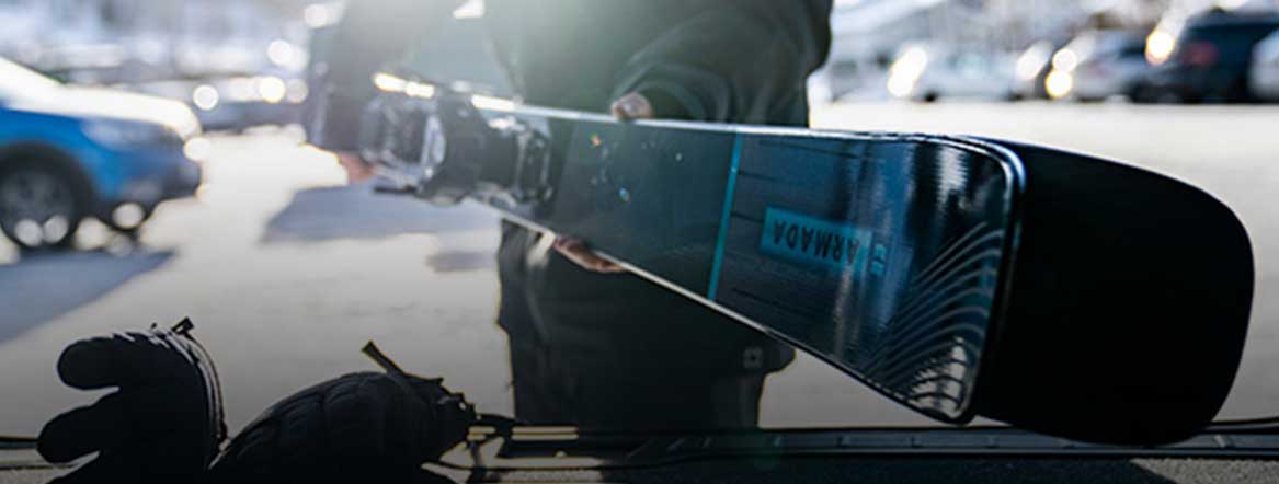 The Ultimate Guide to Choosing the Best Kids' Ski Gloves and Mittens for 2024-2025