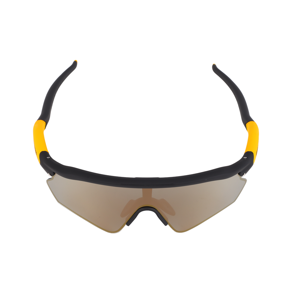 [color:black-yellow]