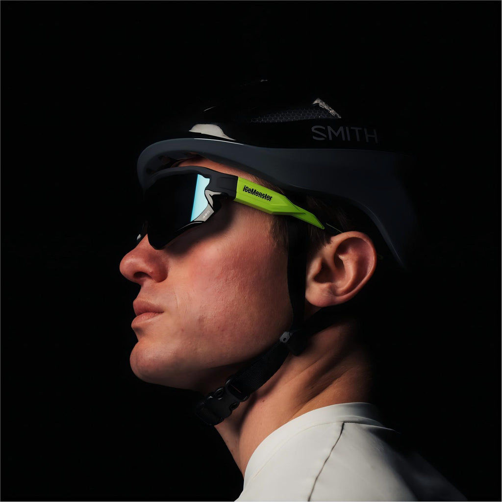 [color:Black-Green][feature]