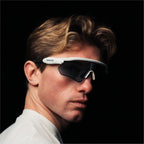 [color:White][feature]