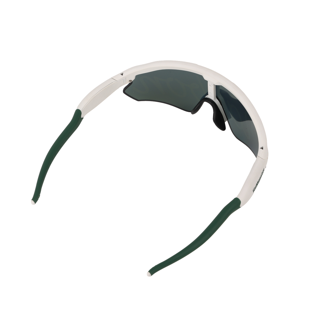 [color:white]